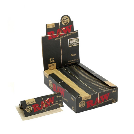 Raw Classic Black Rolling Papers 1 1/4